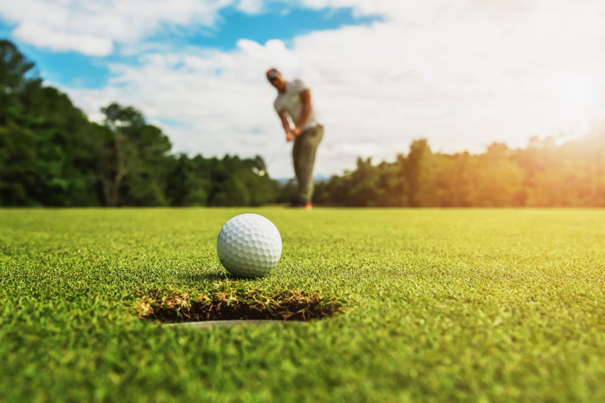 【ゴルフダイジェスト】に岩崎真宏の取材記事「「腸活」って何？疲れやすいゴルファーはまず小腸から」が掲載されました。